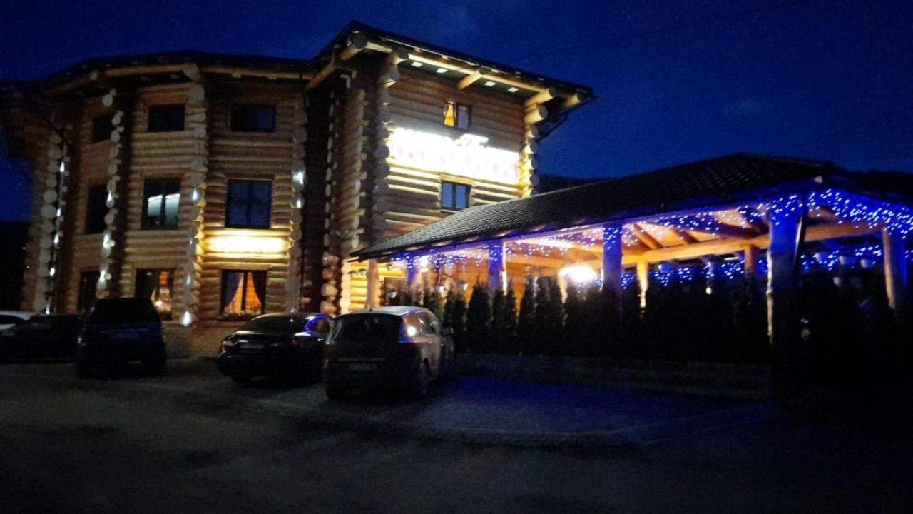 Hotel Berloga Pylypets Pilipets Zewnętrze zdjęcie