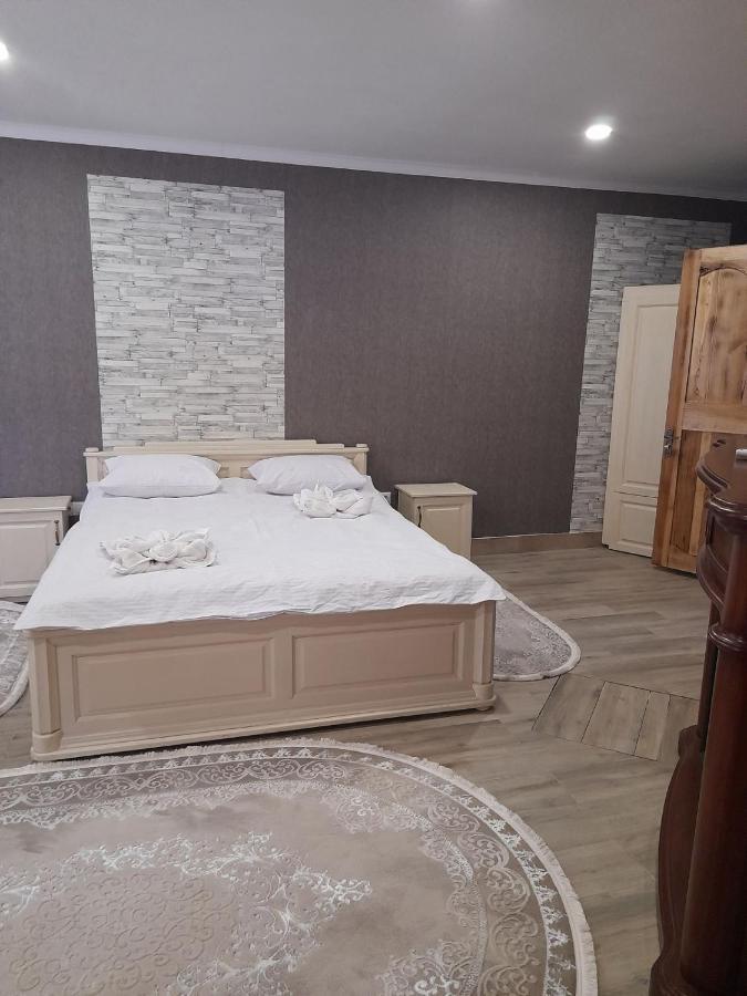 Hotel Berloga Pylypets Pilipets Zewnętrze zdjęcie