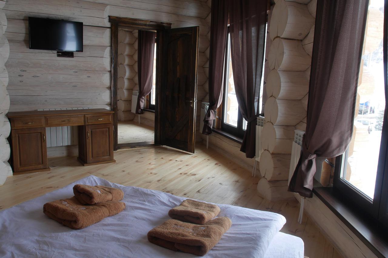 Hotel Berloga Pylypets Pilipets Zewnętrze zdjęcie