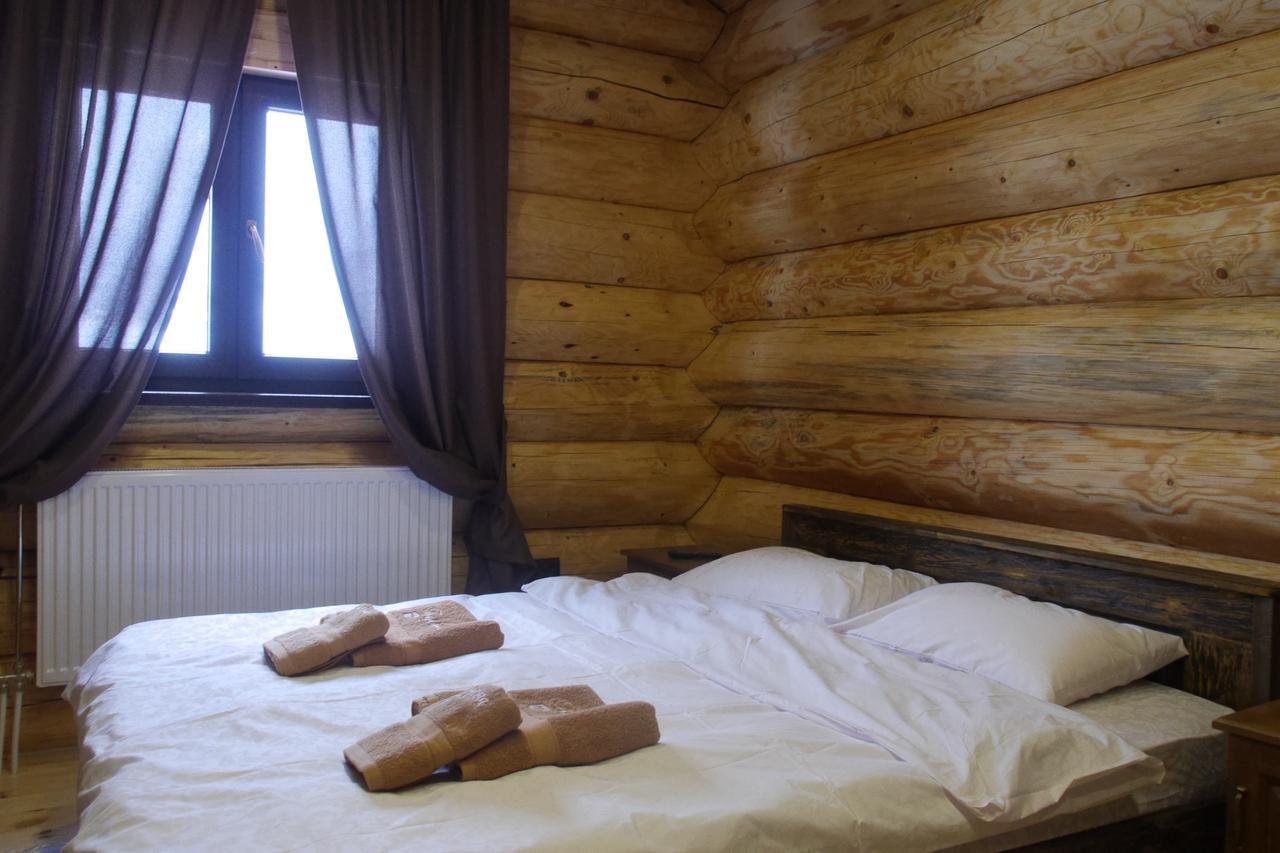Hotel Berloga Pylypets Pilipets Zewnętrze zdjęcie